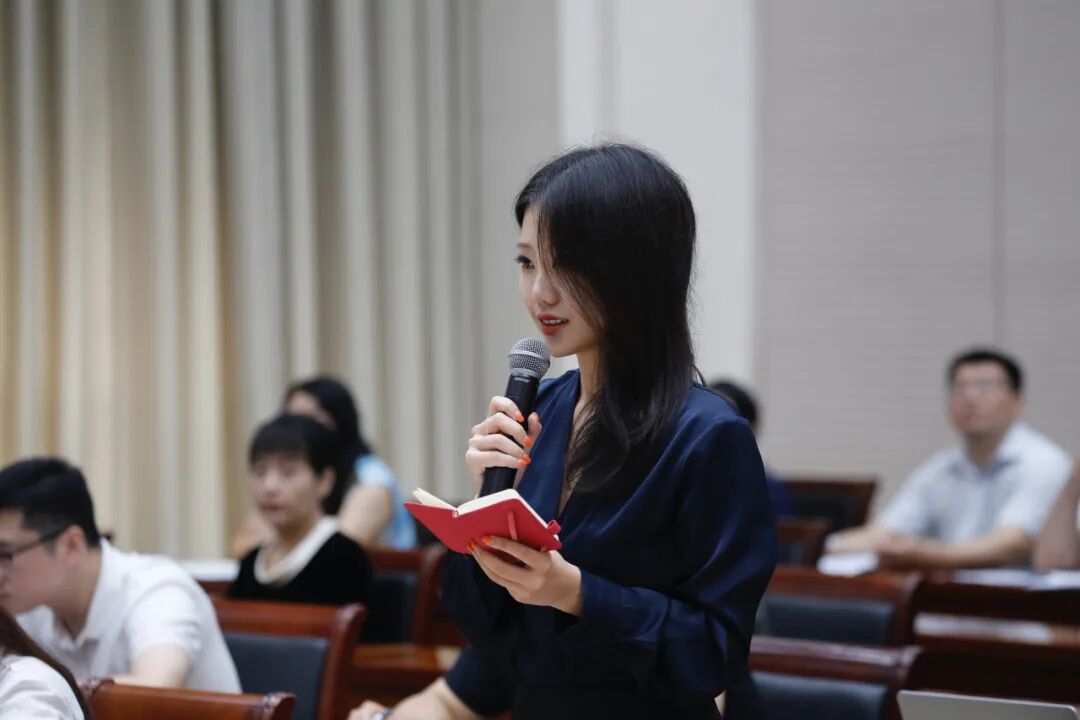 济南市集成电路、现代医药、科技金融、医疗卫生、城市规划设计治理、高端软件领域高层次人才分类认定政策新闻发布会图文实录_泉城新闻_大众网(图5)