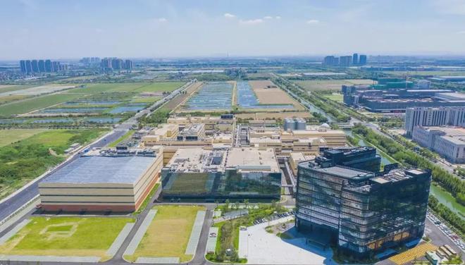 华东医药 全球首款天然壳聚糖水光针「KIO021」完成首例入组(图22)